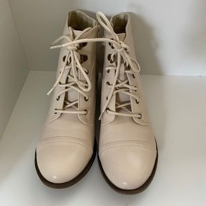 Women’s Charlotte Russe ankle boots size 8 NIB